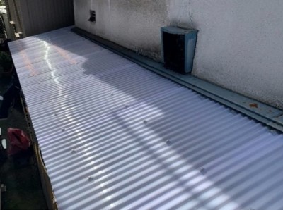 波板屋根張替え完了
