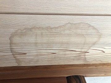 天井雨染み