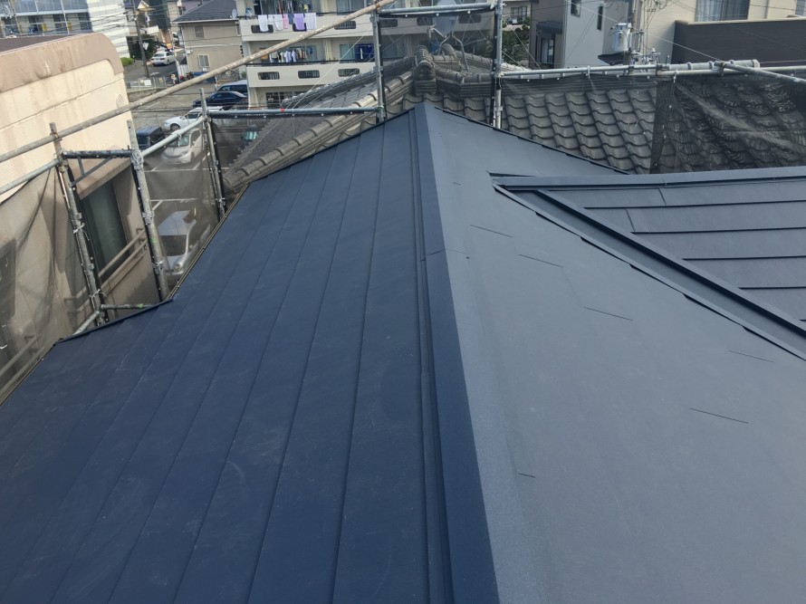 屋根葺き替え工事完成
