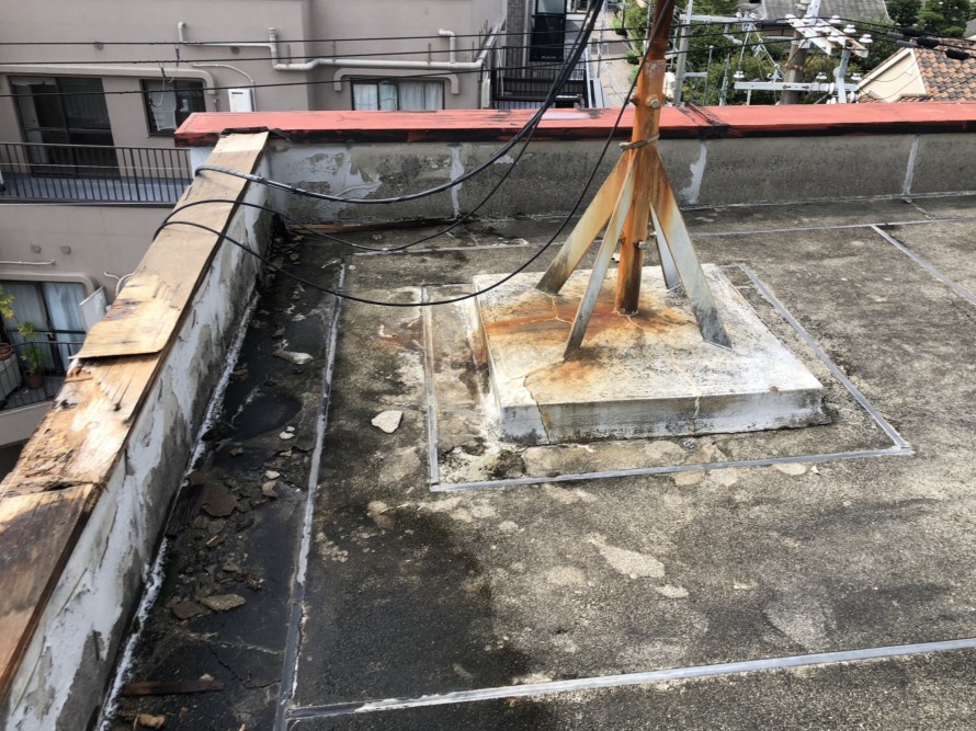 屋上笠木飛散