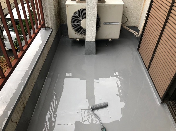 ウレタン防水材塗布