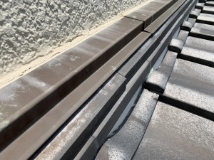 壁際のし積みのズレ