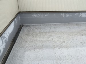 雨漏りを引き起こしていた傷んだ陸屋根
