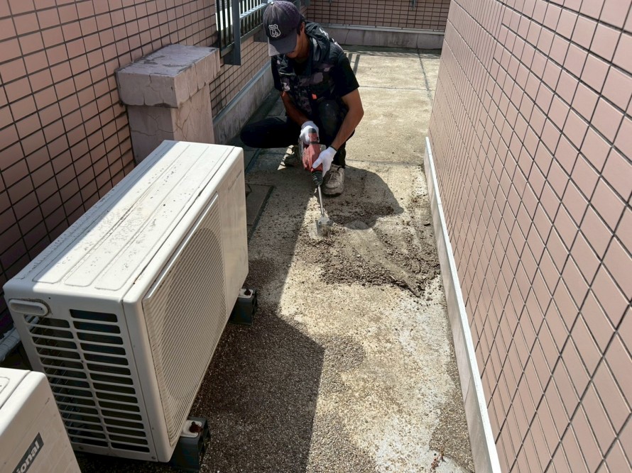 吹田市ビル屋上にて防水工事
