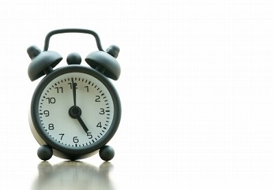 目覚まし時計(5時)